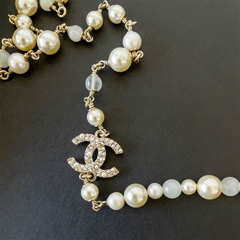 faux chanel pearls